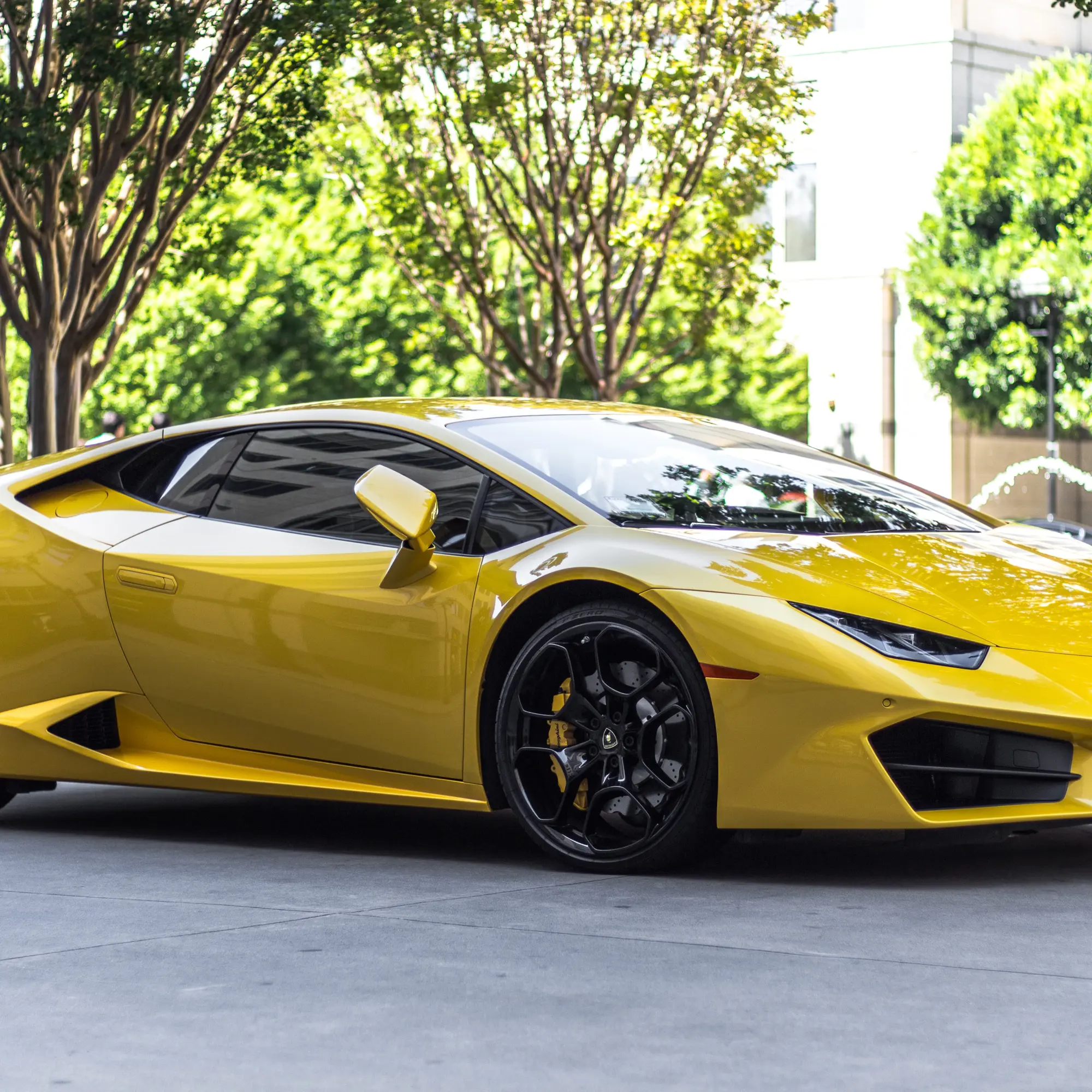 Lamborghini (Yellow)